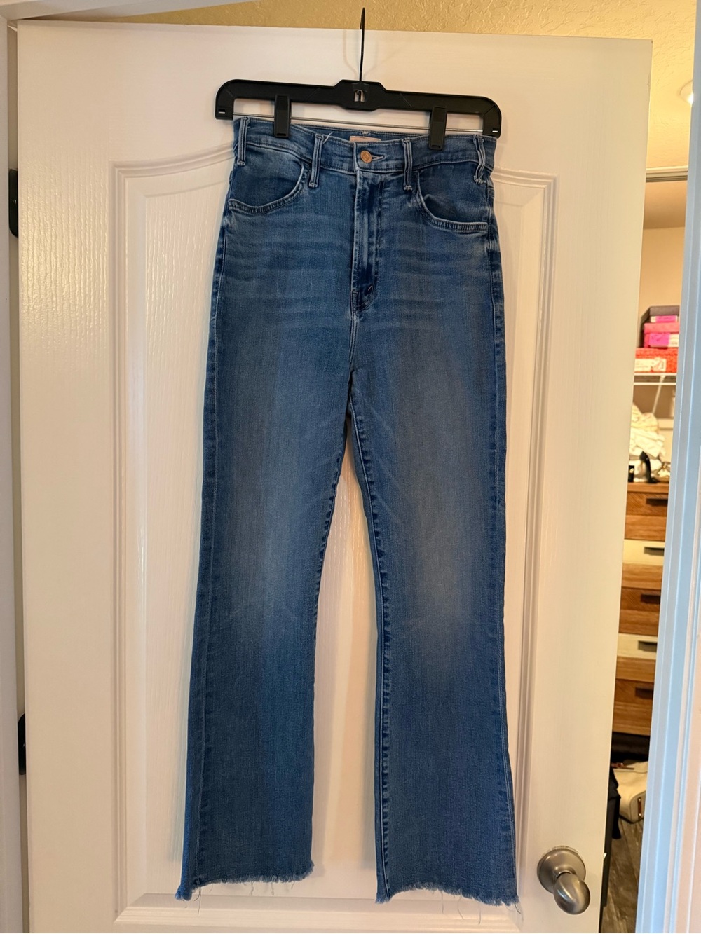 MOTHER Medium Blue the hustler ankle fray style.